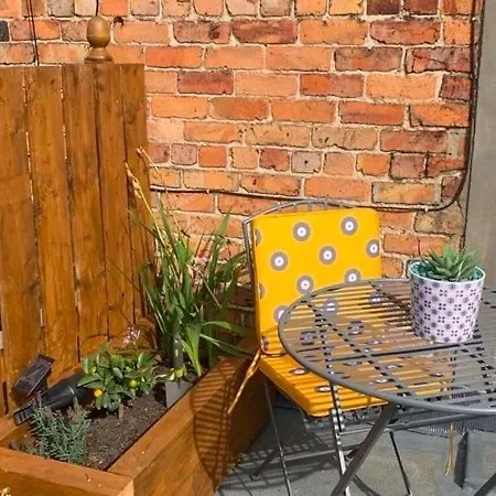Howick House - Gorgeous Cosy Style Location - Sleeps 9 Holiday home